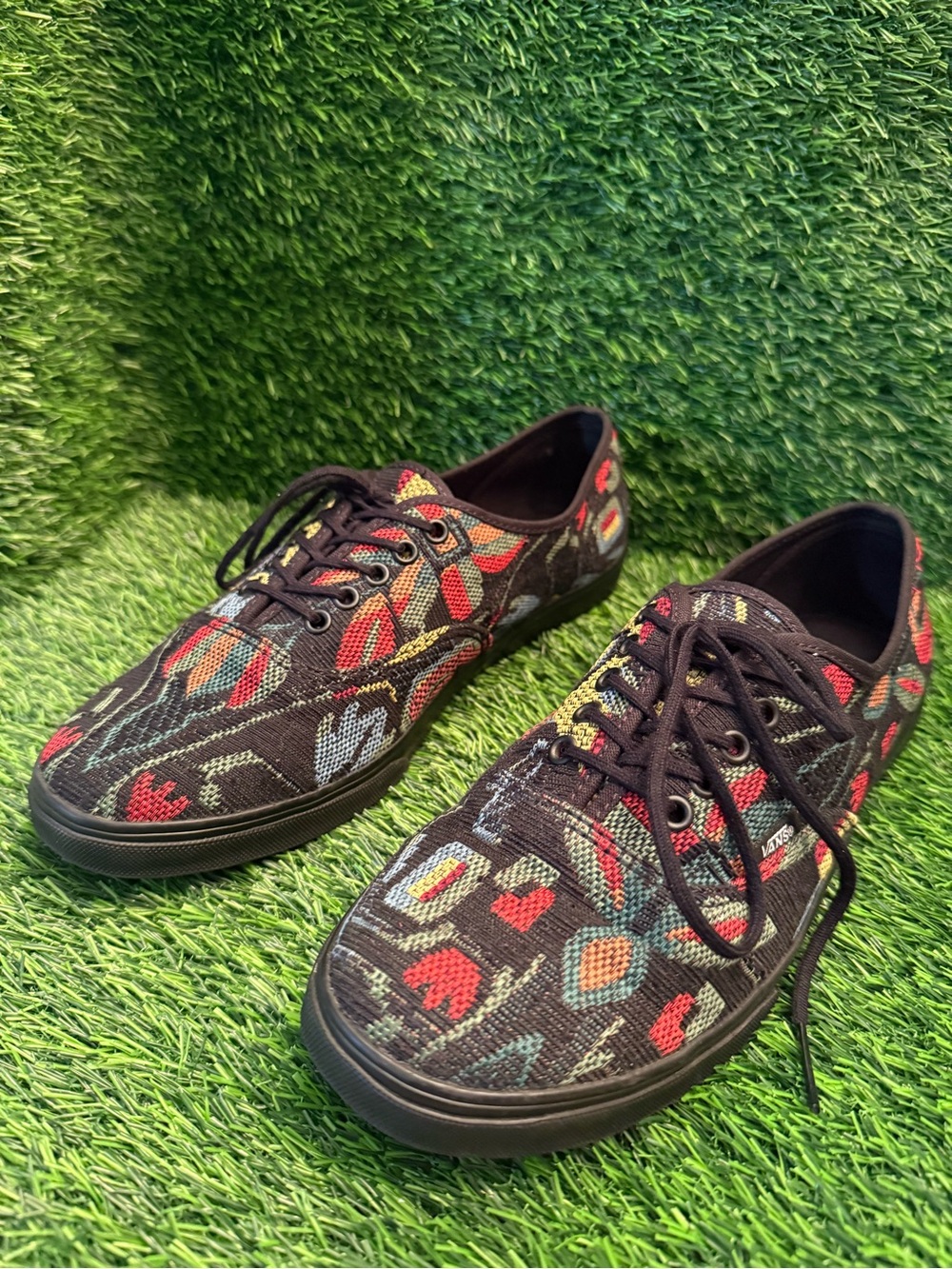Vans unisex tapestry floral low top dark woven textile new men 8.0 women 9.5